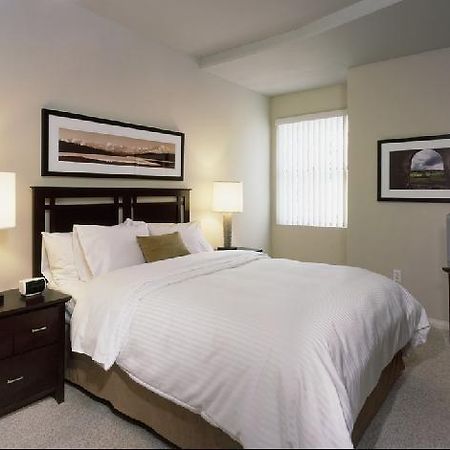Meridian Parkside Newport News Rum bild